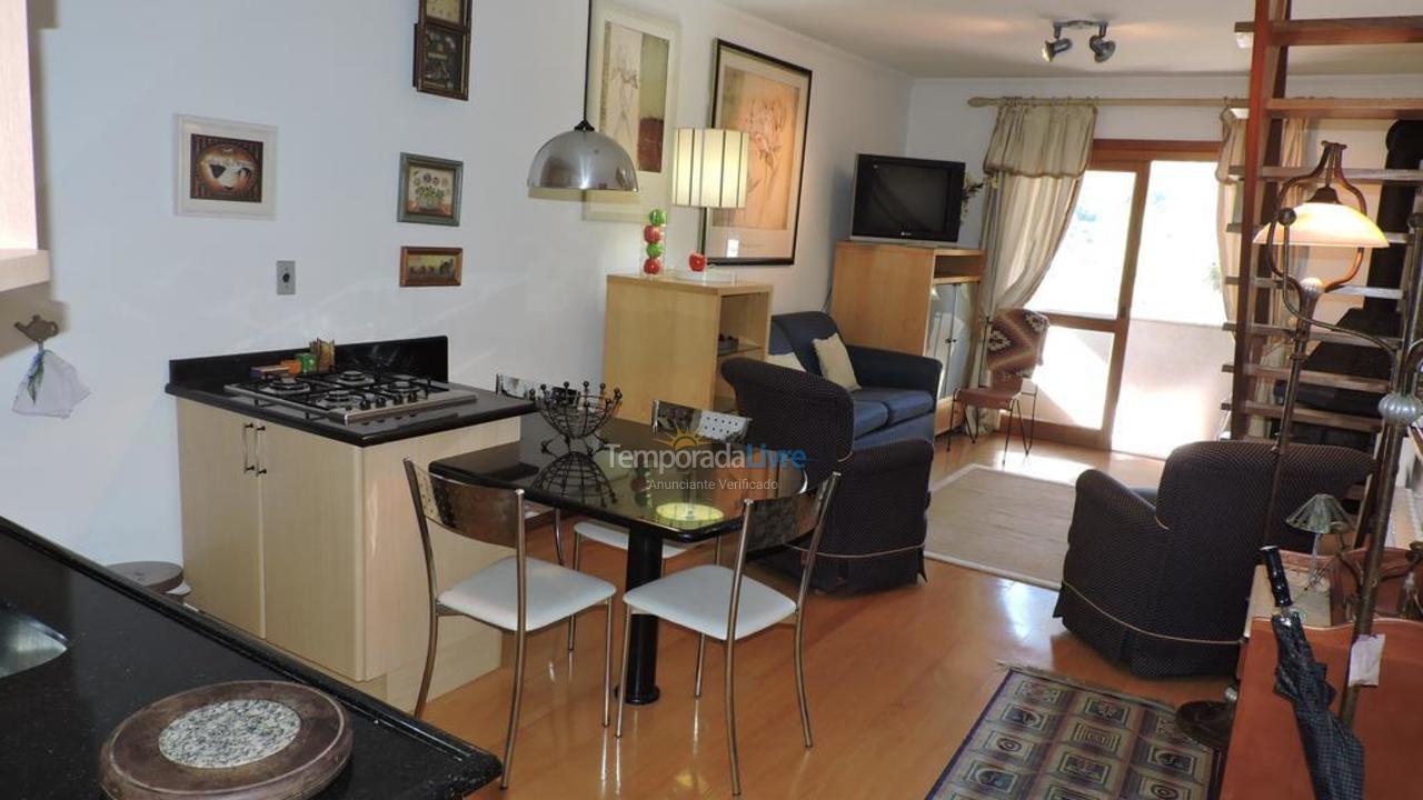 Apartamento para aluguel de temporada em Gramado (Centro)