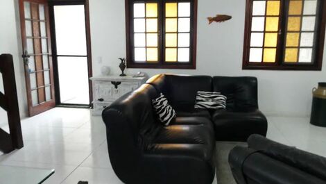 Triplex in front of Praia Grande in Arraial do Cabo for Season