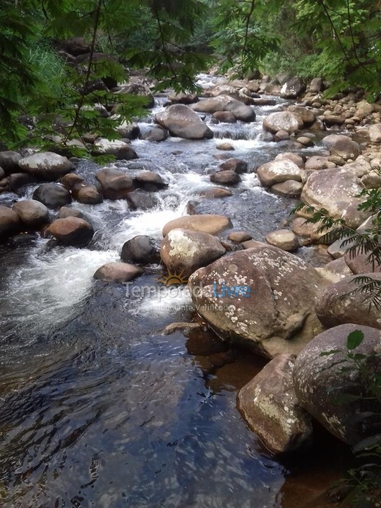 Casa para aluguel de temporada em Ubatuba (Maranduba)
