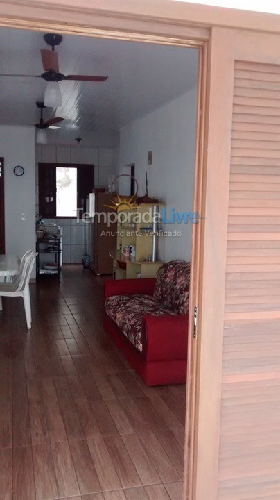 Casa para alquiler de vacaciones em Pontal do Paraná (Praia de Leste)