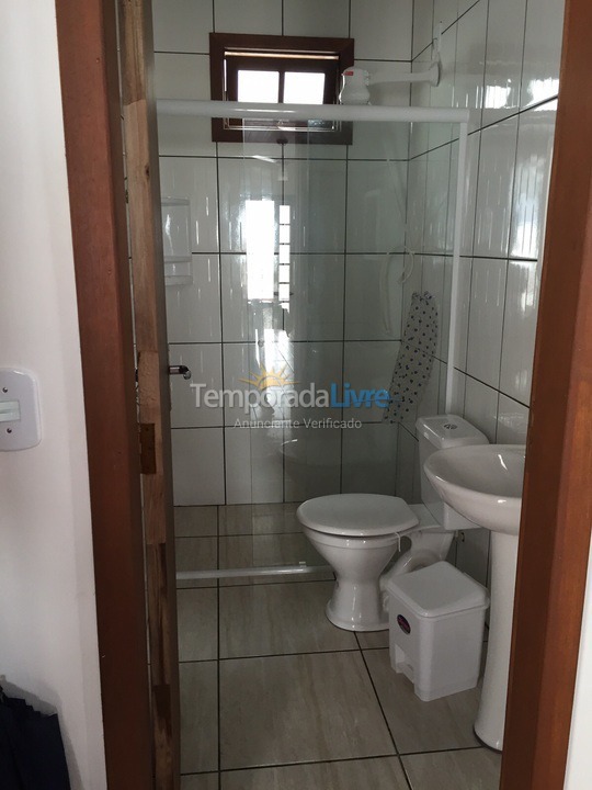 Casa para alquiler de vacaciones em Pontal do Paraná (Praia de Leste)