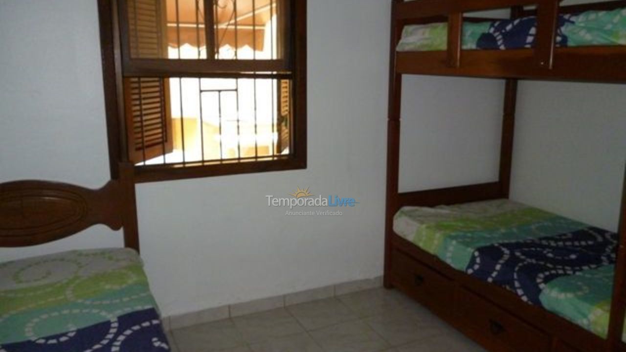 House for vacation rental in Bertioga (Praia de Guaratuba)