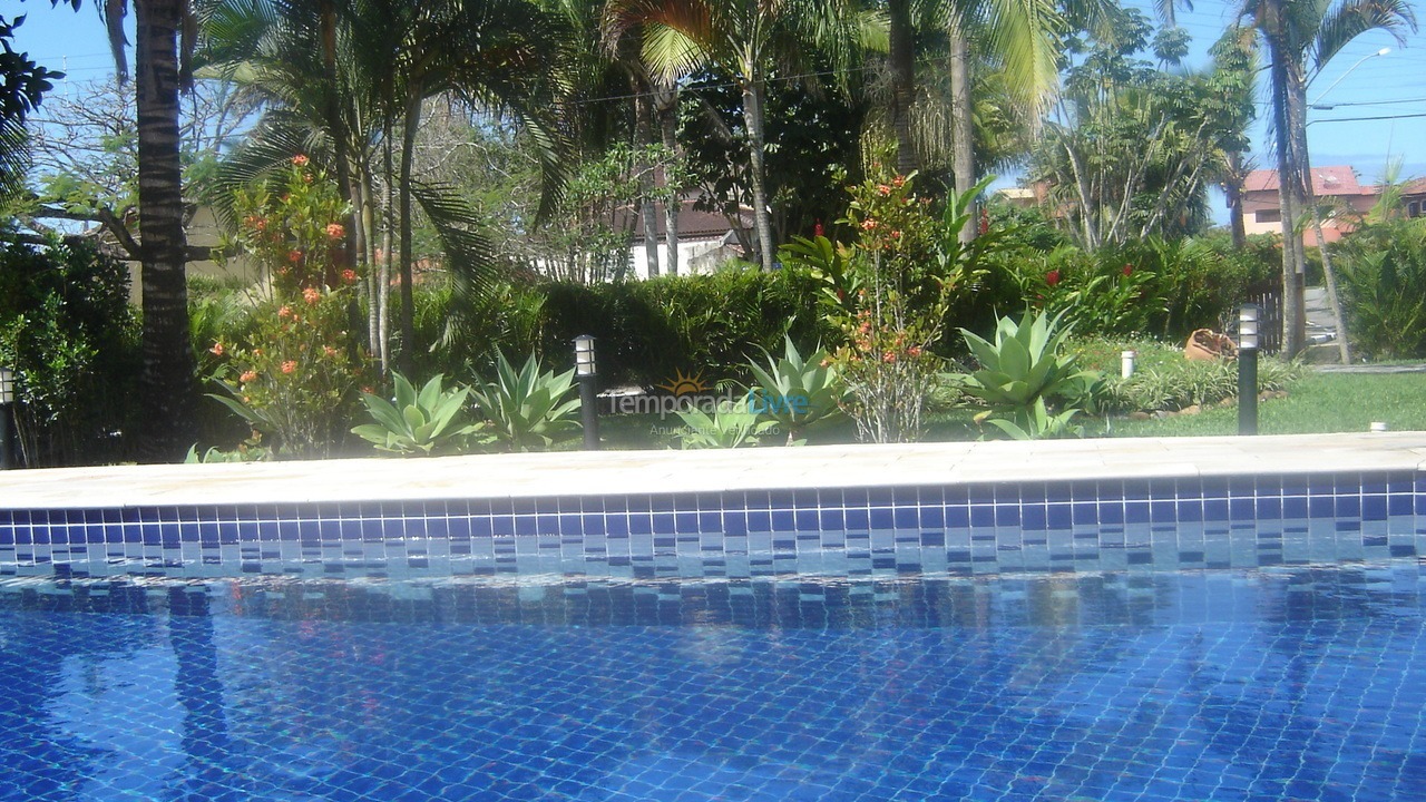 Casa para alquiler de vacaciones em Bertioga (Praia de Guaratuba)
