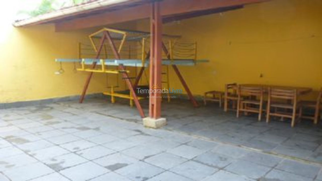 Casa para aluguel de temporada em Praia Grande (Praia do Caiçara)