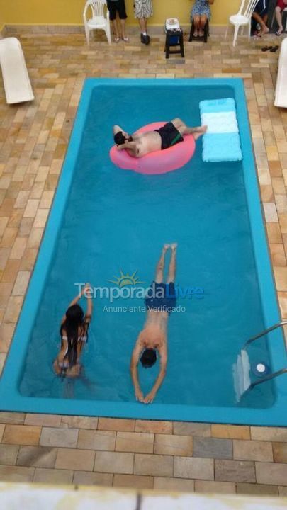 Casa para aluguel de temporada em Praia Grande (Praia do Caiçara)