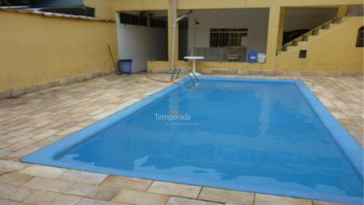 Casa para aluguel de temporada em Praia Grande (Praia do Caiçara)