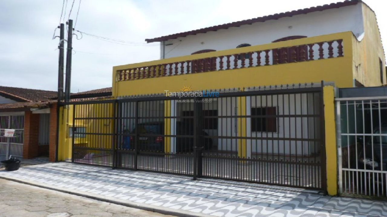Casa para aluguel de temporada em Praia Grande (Praia do Caiçara)