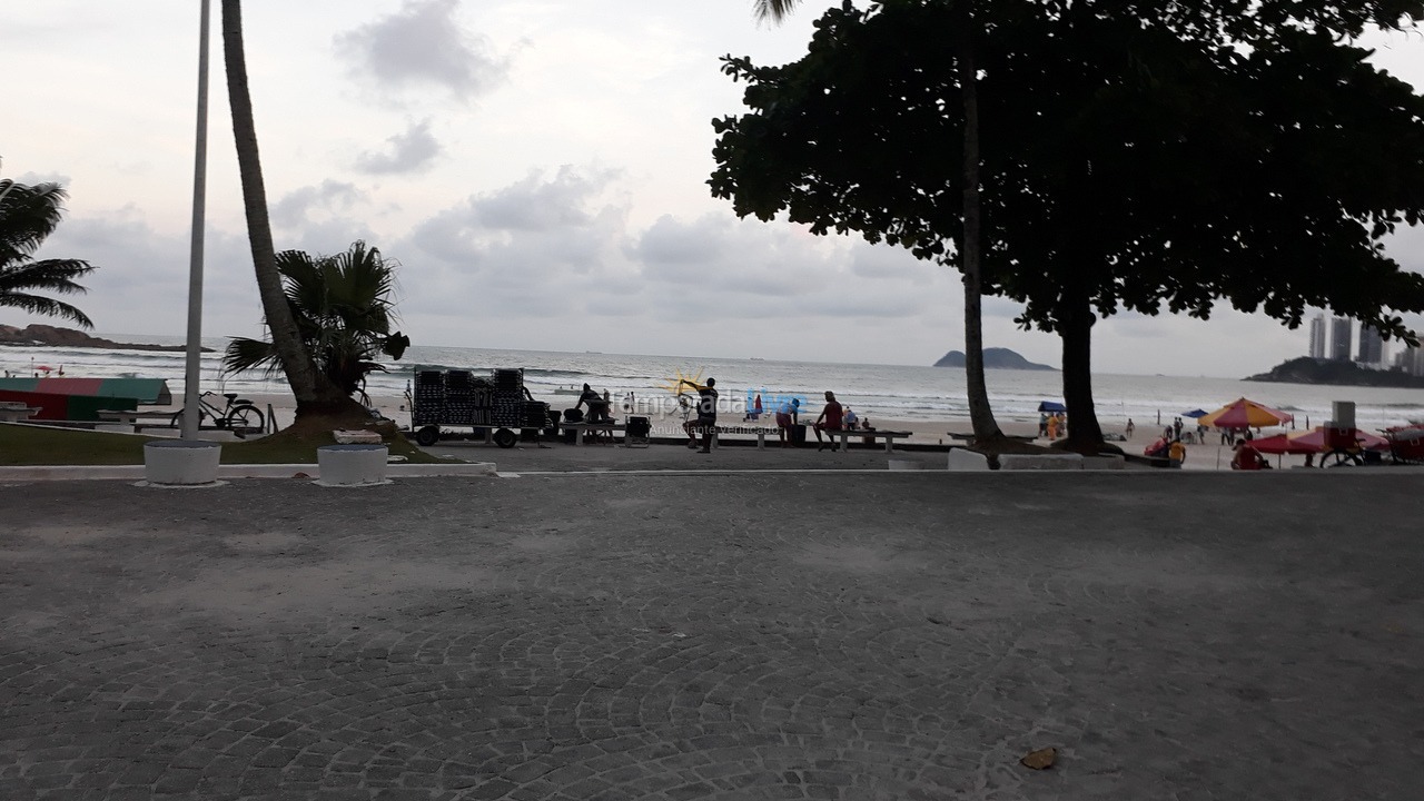 Apartamento para alquiler de vacaciones em Guarujá (Pitangueiras)