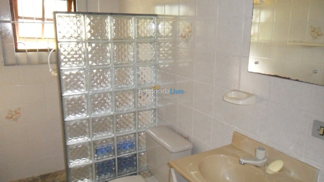 Casa para alquiler de vacaciones em Bertioga (Costa do Sol)