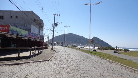 Great kitchenette 30m from Prainha, sleeps 4, WI-FI