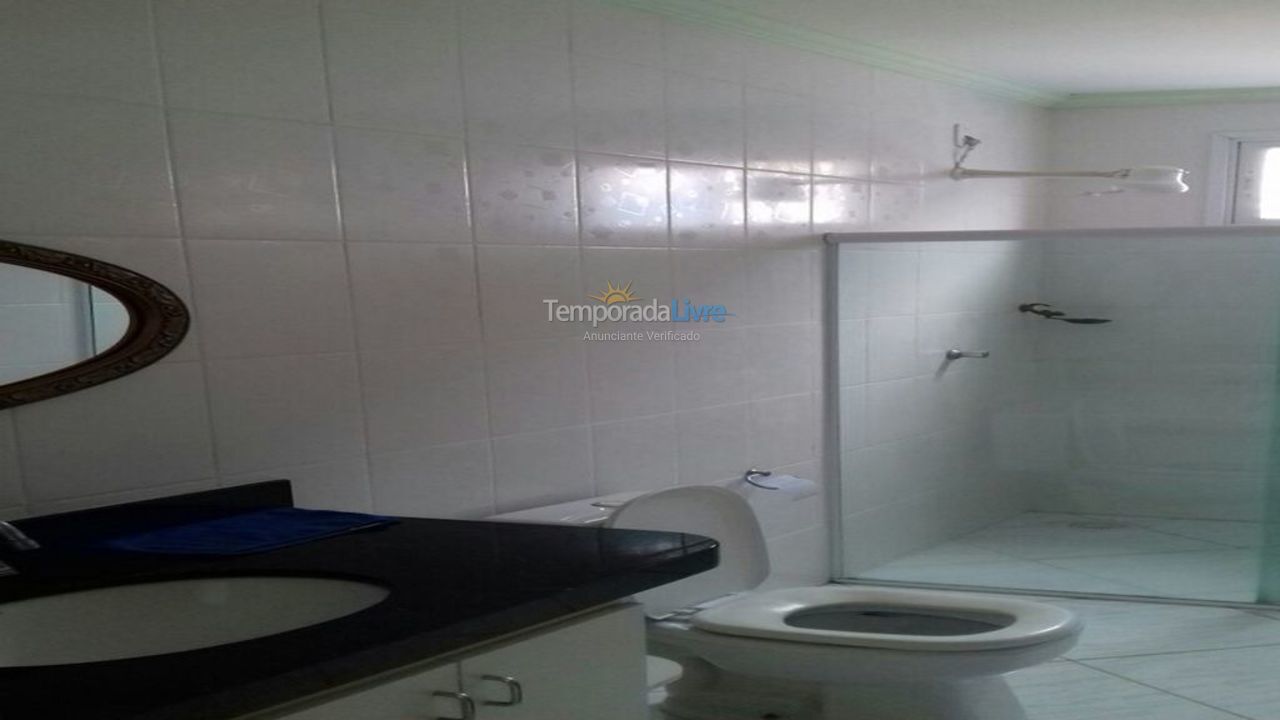 Casa para aluguel de temporada em Guarapari (Praia do Morro)