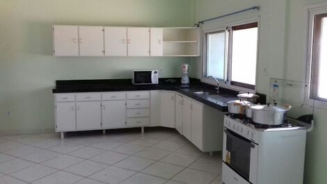 LINDÍSSIMA CASA DUPLEX - SUPER ESPAÇOSA 800 METROS DA PRAIA,4 QUARTOS