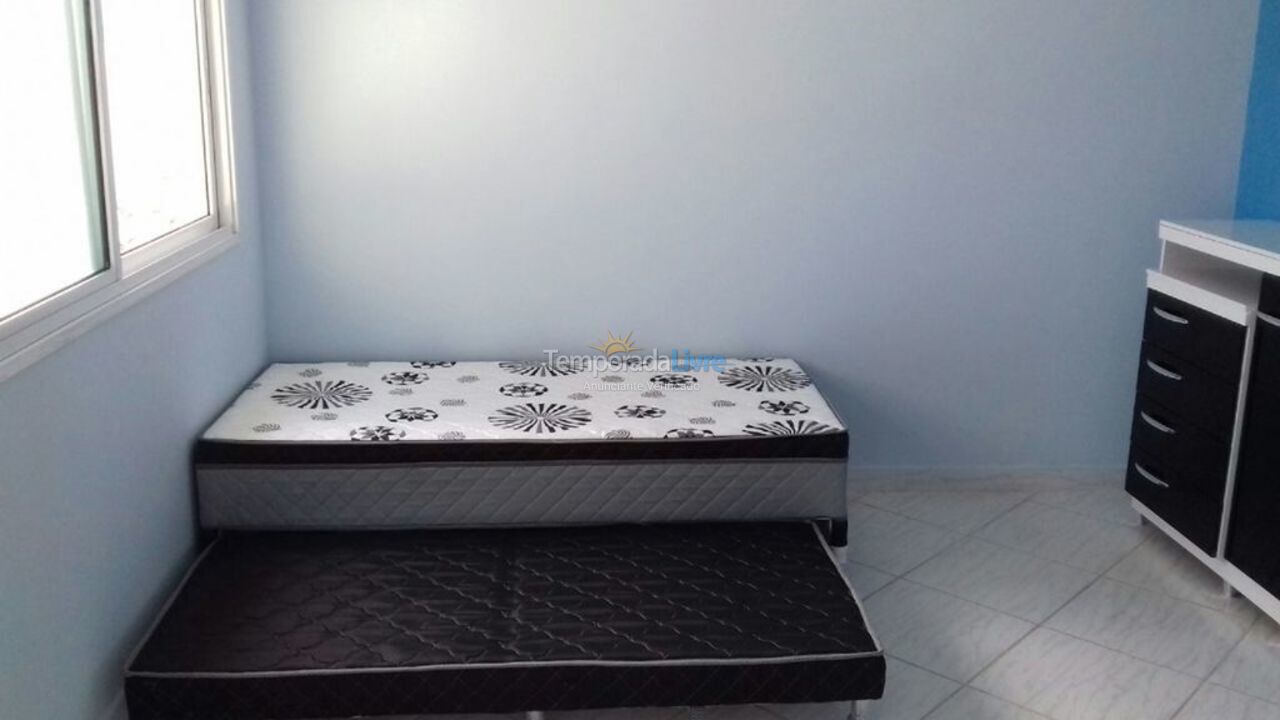 Casa para aluguel de temporada em Guarapari (Praia do Morro)