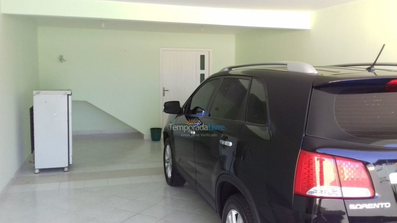 Casa para aluguel de temporada em Guarapari (Praia do Morro)