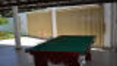 House with pool 150m from Taperapuan Beach