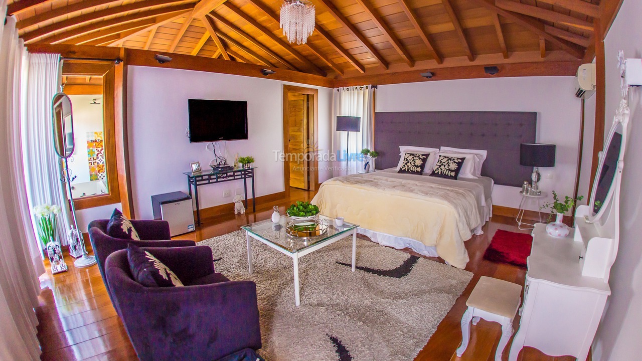 Casa para aluguel de temporada em Armação dos Búzios (Praia da Ferradura)