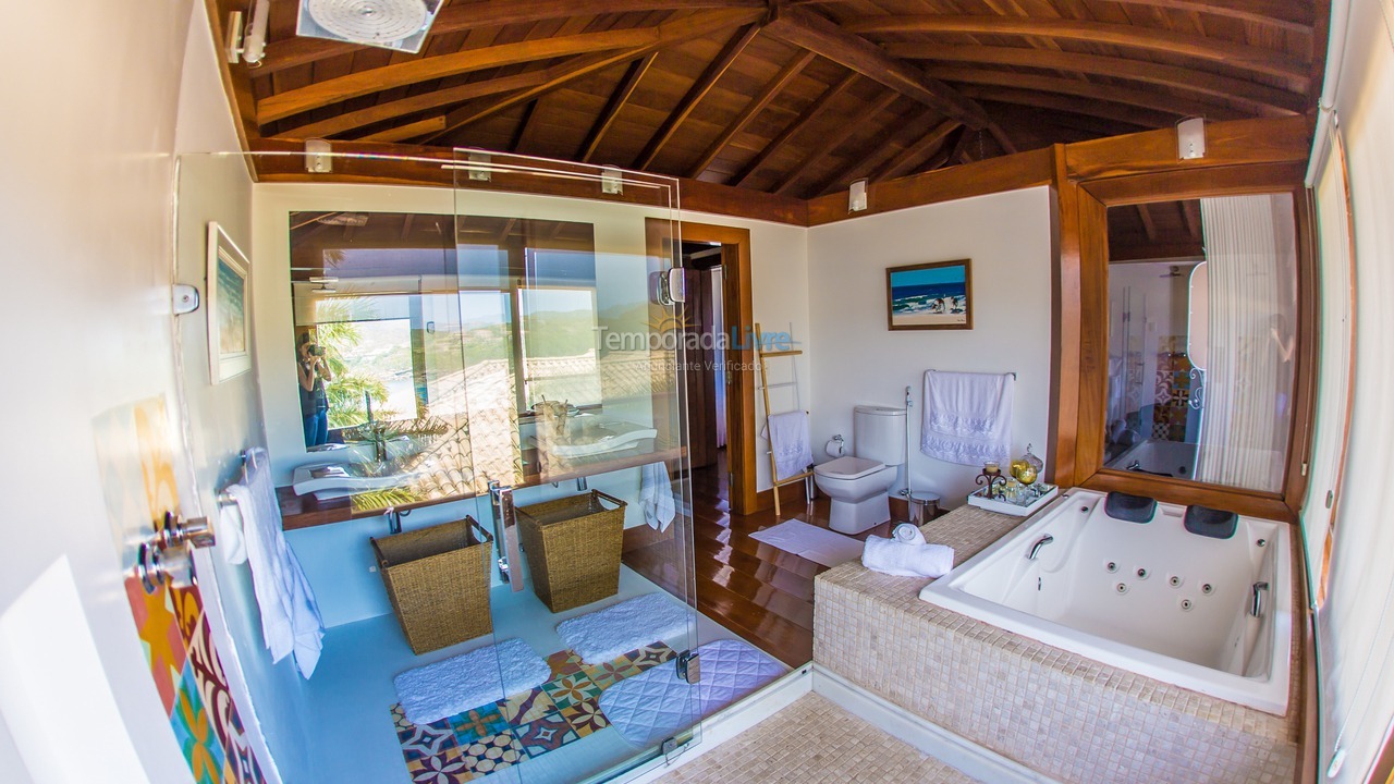 Casa para aluguel de temporada em Armação dos Búzios (Praia da Ferradura)