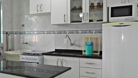 Cozinha, apto ate 6 pessoas