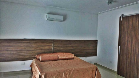 Mansão Guarujá Acapulco Locação Temporada Feriado Praia Top R$800/dia