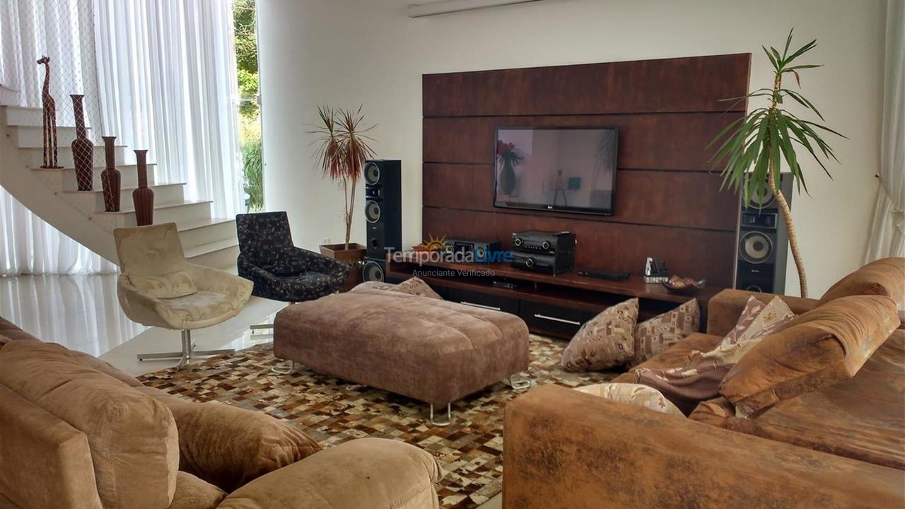 Casa para aluguel de temporada em Guarujá (Jardim Acapulco)