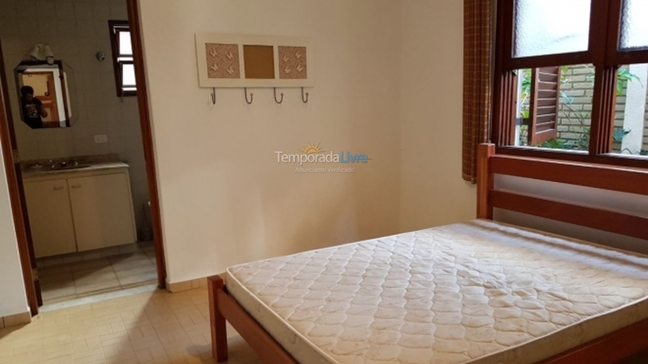 Casa para aluguel de temporada em Ubatuba (Lagoinha)