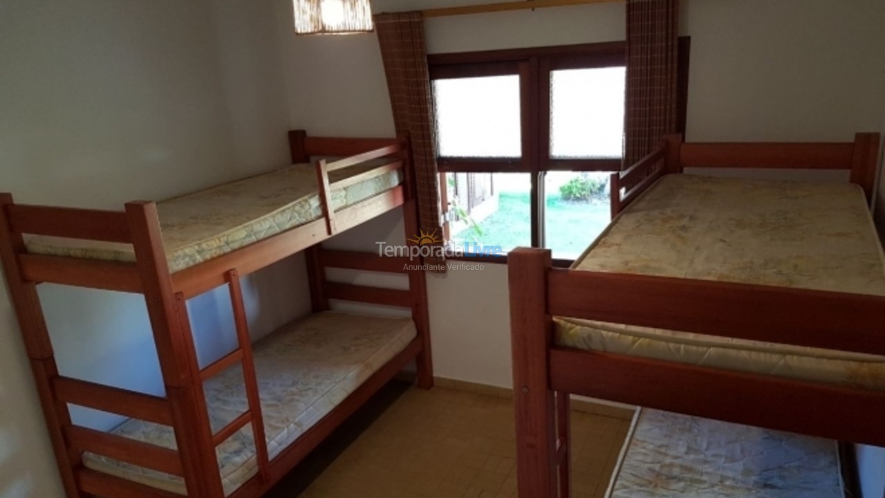 Casa para aluguel de temporada em Ubatuba (Lagoinha)