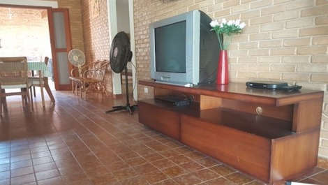 Linda Casa para temporada, de 10 a 20 pessoas, na Praia da Lagoinha.