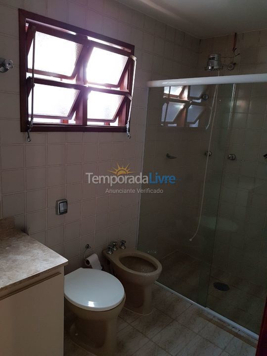Casa para aluguel de temporada em Ubatuba (Lagoinha)