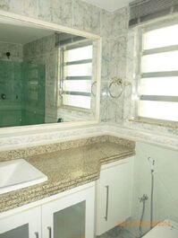 APARTAMENTO PERTUSIDA DE LA PLAYA DEL FORTE Y CENTRO CON TV CABLE Y WIFI