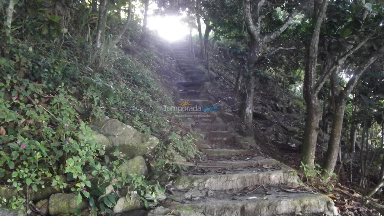 Apartment for vacation rental in Ubatuba (Praia das Toninhas)