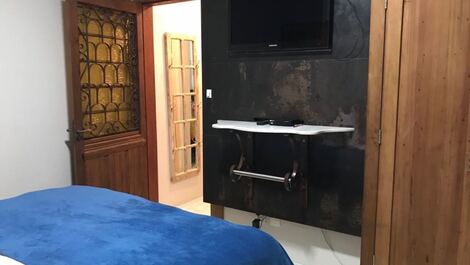 Apartamento moderno cerca de Santa Casa