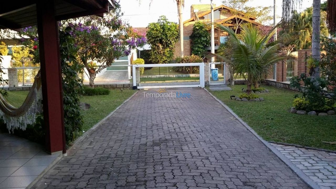 Casa para alquiler de vacaciones em Florianópolis (Cachoeira do Bom Jesus)