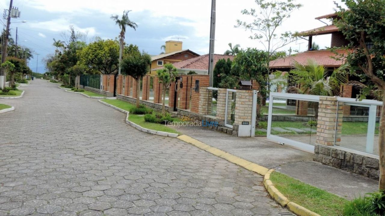 Casa para alquiler de vacaciones em Florianópolis (Cachoeira do Bom Jesus)