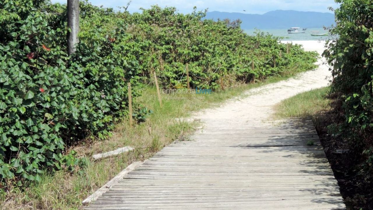 Casa para alquiler de vacaciones em Florianópolis (Cachoeira do Bom Jesus)