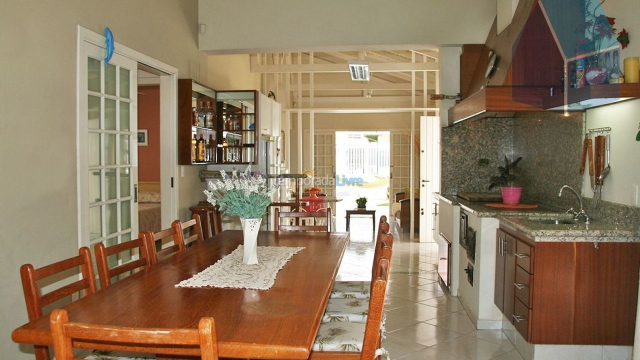 Casa para alquiler de vacaciones em Florianópolis (Cachoeira do Bom Jesus)