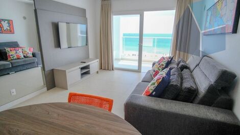 Sala de estar com sacada