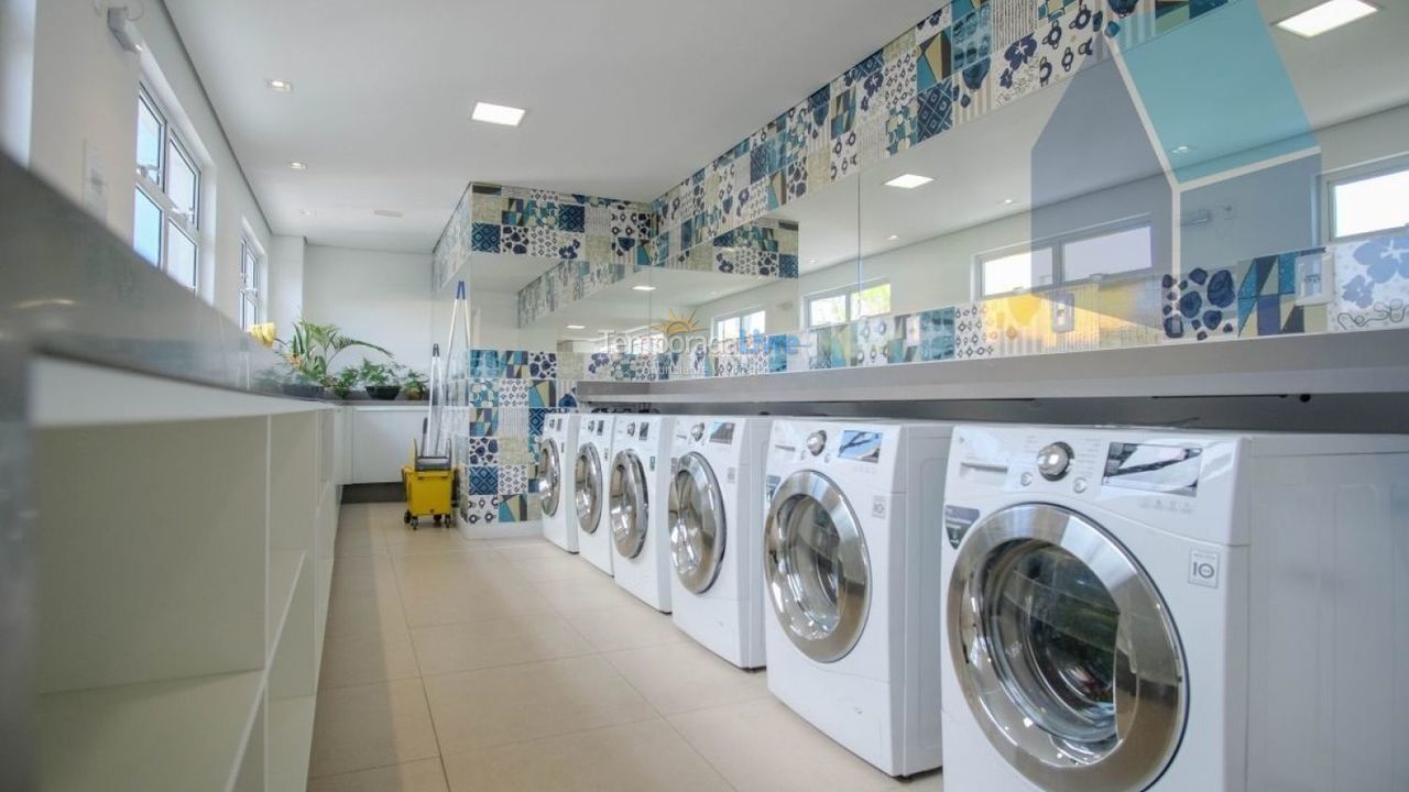 Casa para aluguel de temporada em Florianopolis (Praia dos Ingleses)