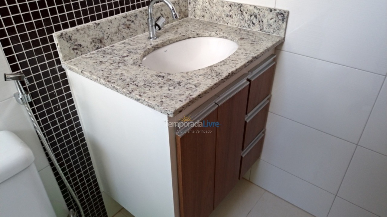 Apartamento para aluguel de temporada em Guarapari (Praia do Morro)