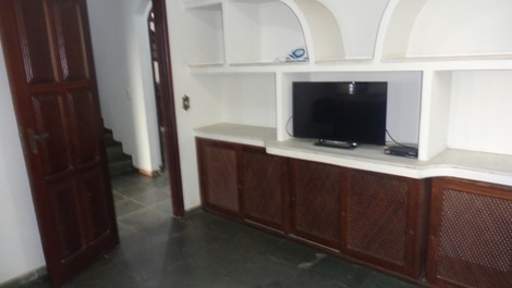 House with 5 bedrooms and 2 suites, Barbecue and 3 parking spaces