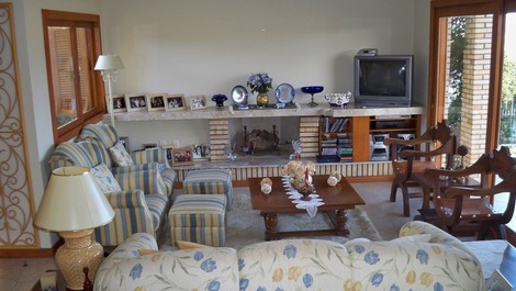 CASA PARA PASAR LAS FERIAS CON LA FAMILIA, CON VISTA AL MAR