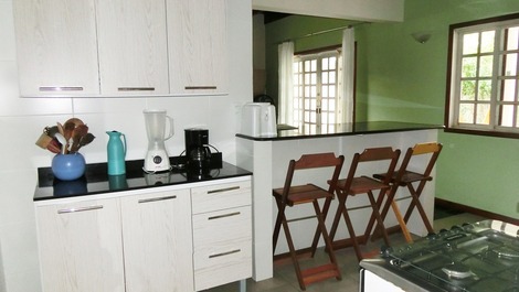 Casa em Cabo Frio 500 m da praia do Peró e Conchas com WIFI