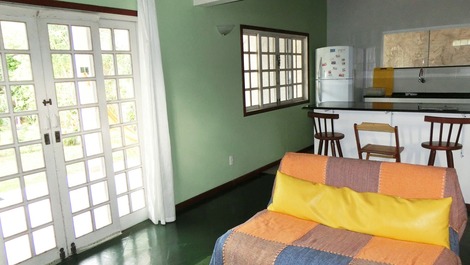 Casa em Cabo Frio 500 m da praia do Peró e Conchas com WIFI