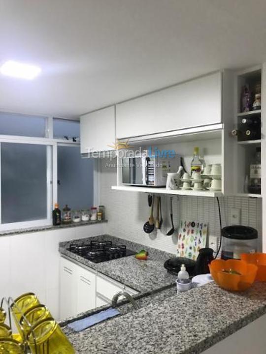 Apartamento para aluguel de temporada em Arraial do Cabo (Prainha)