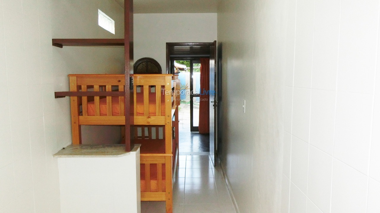 Casa para aluguel de temporada em Cabo Frio (Peró)