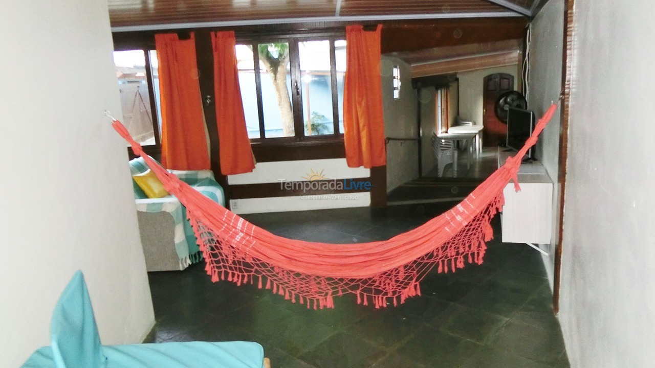 Casa para aluguel de temporada em Cabo Frio (Peró)