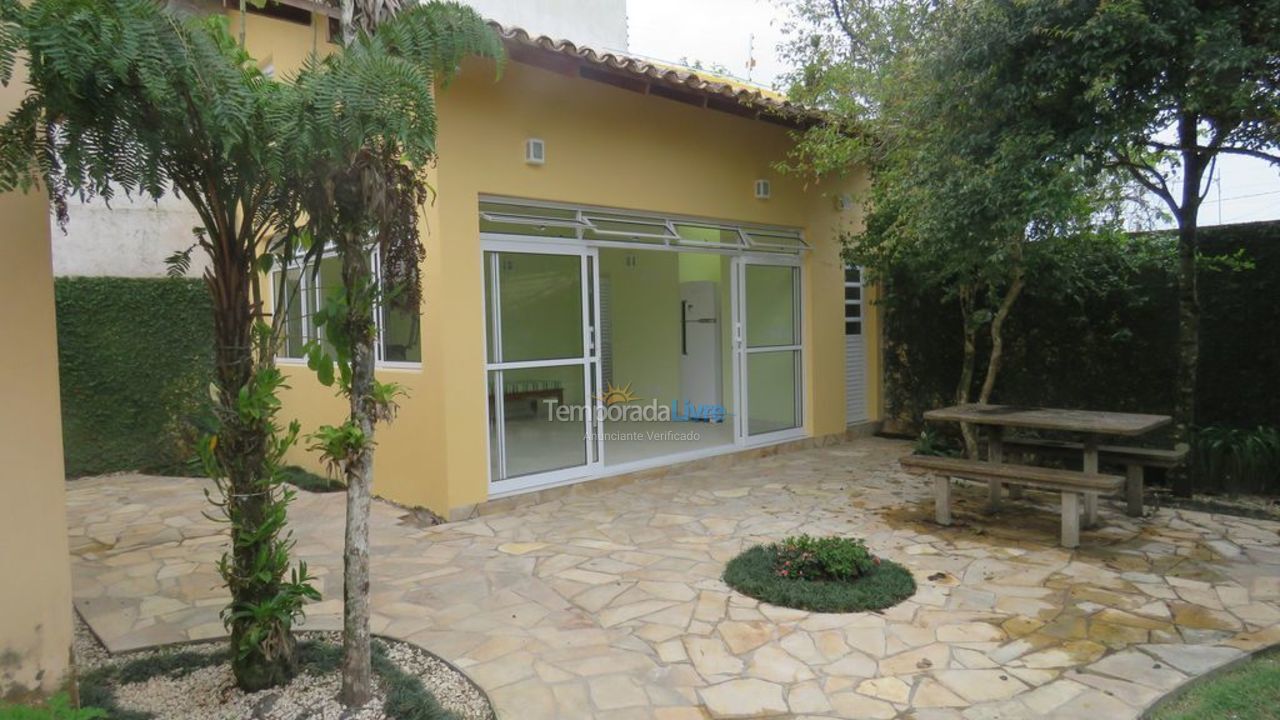 Casa para alquiler de vacaciones em Guaratuba (Nereidas)