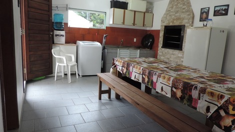 House with pool and 3 suites in Mariscal Ref.143