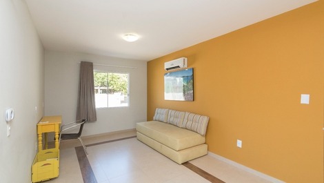 House of high standard with 4 suites and pool in Mariscal! REF46