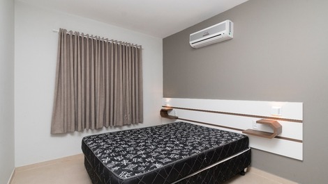 House of high standard with 4 suites and pool in Mariscal! REF46