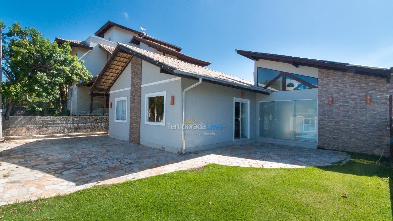 House for vacation rental in Bombinhas (Mariscal)